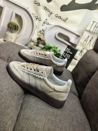 Adidas Samba Beige Brown Suede Upper Gum Rubber Sole Lifestyle Sneakers