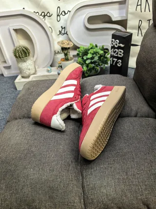 Adidas Beige Suede Shearling-Lined Lifestyle Sneakers