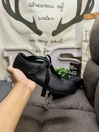 Black Leather-Like Upper Perforated Vamp Mary Jane Shoes