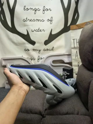 Gray and Blue Accent Molded Sole Slipper