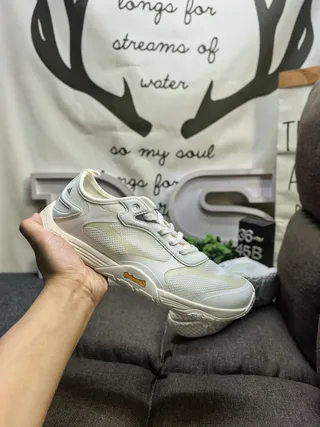 Salomon Gray White Mesh And Synthetic Overlay Upper Sculpted Wavy Midsole Lifestyle Sneakers