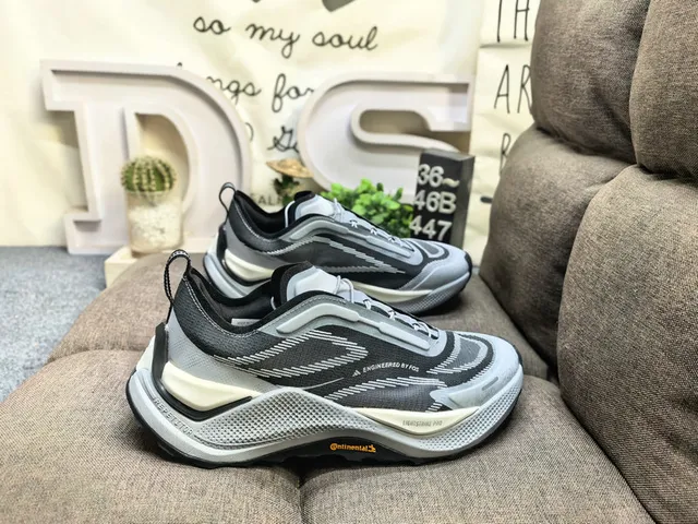 Salomon Gray Beige Mesh And Synthetic Overlay Upper Asymmetric Lacing System Running Shoes