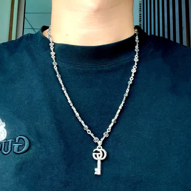 Gucci Key Interlocking G Silver-Toned Necklace