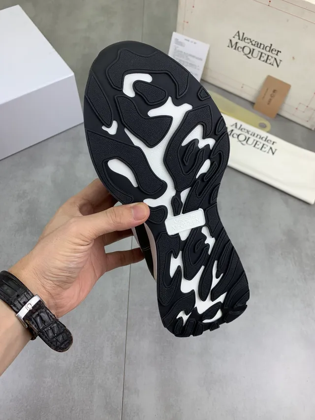 Alexander McQueen Oversized Sneaker Gray White Black Chunky Sneakers