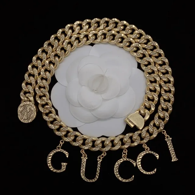 Gucci Gold Chunky Curb-Link Chain Embossed Links Fashion Belt Bag