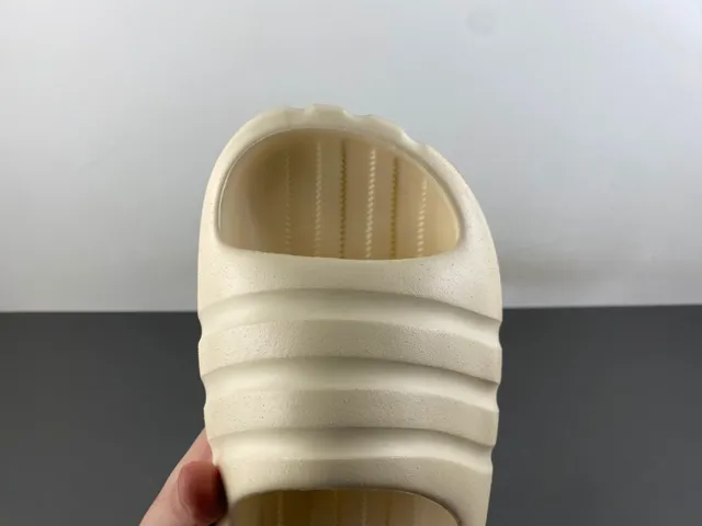 Adidas Yeezy Slide Beige Slippers