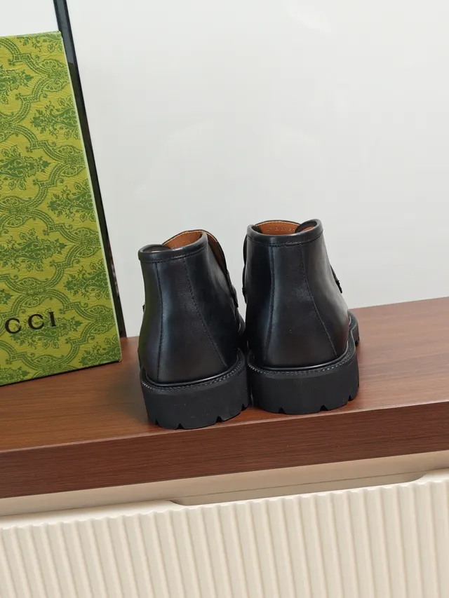 Gucci Rhyton Black GG-Embossed Leather Loafer