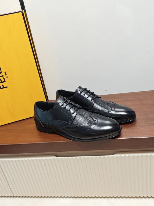 Fendi Black Polished Leather Wingtip Brogue