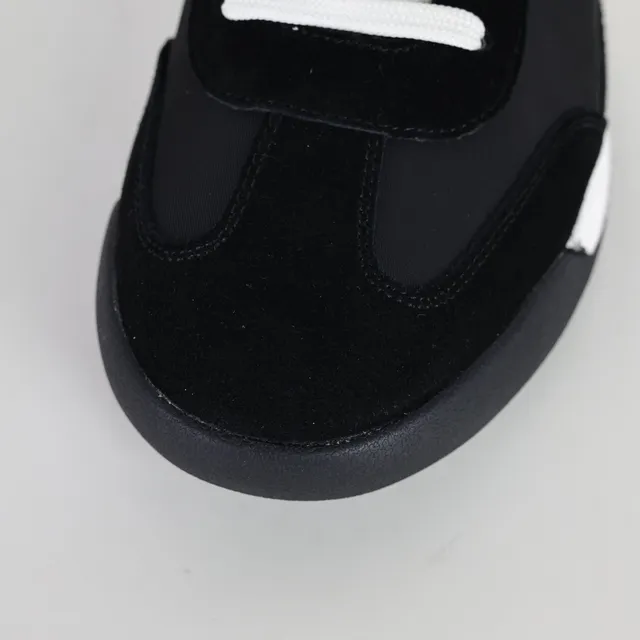 Loewe Flow Runner Black and White Lifestyle Sneakers
