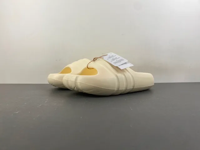 Adidas Yeezy Slide Beige Slippers