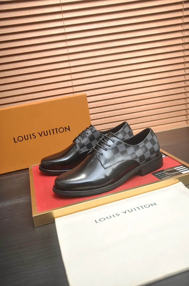 Black and Gray Checkerboard Cap-Toe Oxford Shoes