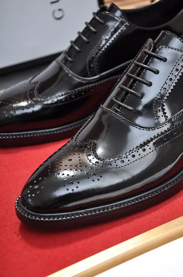 Black Polished Leather Full Wingtip Brogue