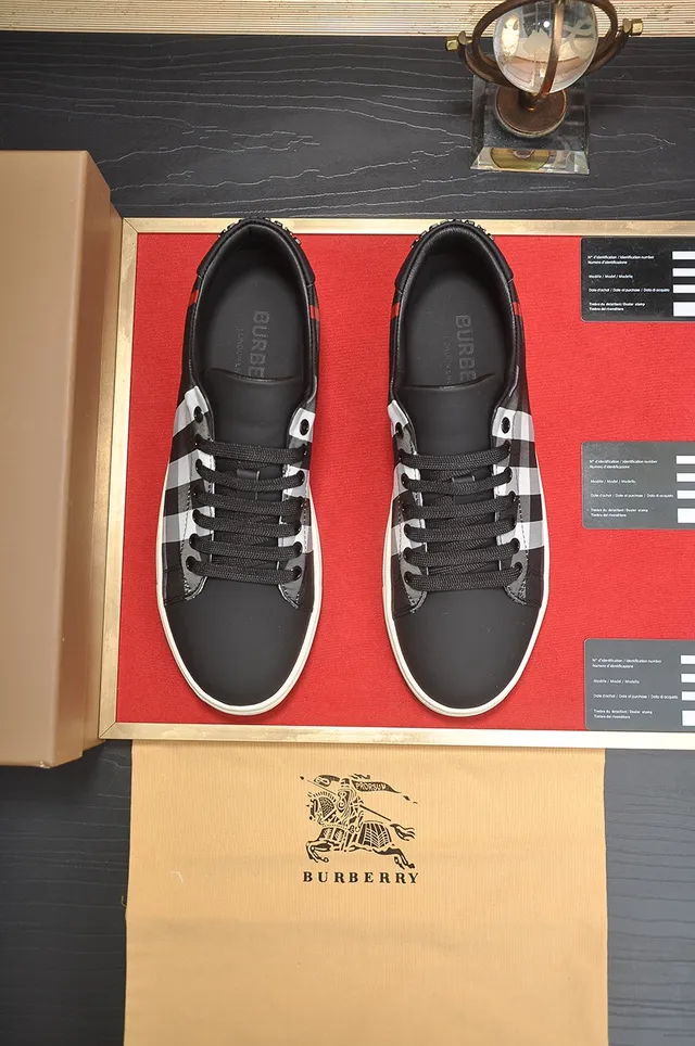 Burberry Check-Print Low-Top Lifestyle Sneaker