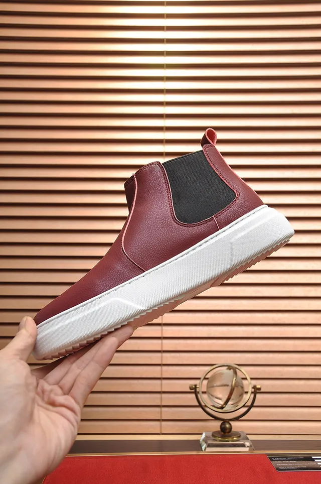 Burgundy Black Leather Upper Elastic Side Gussets Chelsea Boots