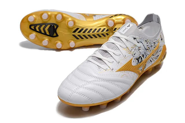 Mizuno White Gold Low-Cut Synthetic Upper Quilted Toe Box Firm-Ground Soccer Shoes