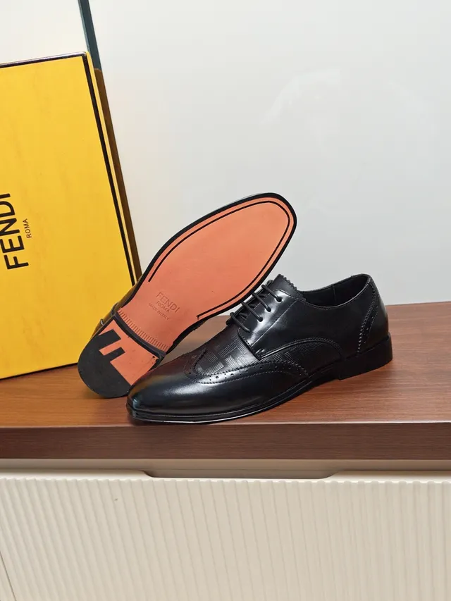 Fendi Black Polished Leather Wingtip Brogue
