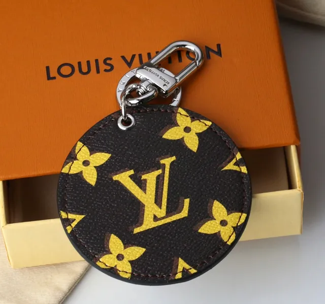 Louis Vuitton Monogram Canvas Key Holder Brown Yellow Circular Tote Bag