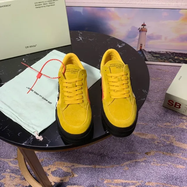 Off-White The Ten Yellow Black Suede Upper Diagonal Arrow Logo Lifestyle Sneakers