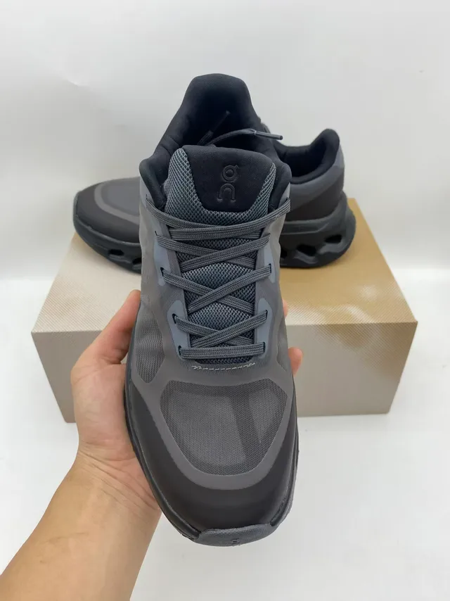 On Beige Gray Sculpted Open-Cell Midsole Mesh And Synthetic Overlay Upper Running Shoes