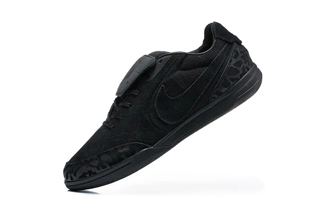 Nike Black Low-Top Suede-Mesh Upper Indoor Soccer Shoes