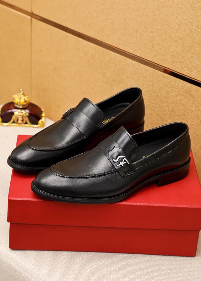 Salvatore Ferragamo Gancini Loafer Black Leather Loafers