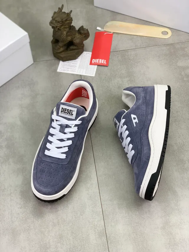 Diesel Lifestyle Sneaker Gray Suede White Lace Low-Top Sneakers