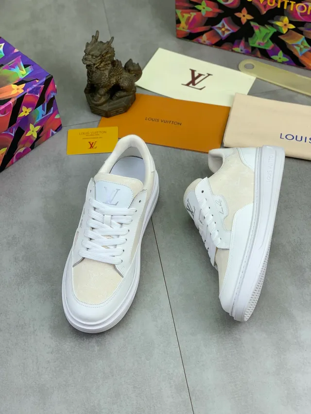 Louis Vuitton LV Trainer White Beige Monogrammed Canvas Smooth Leather Overlays Lifestyle Sneakers