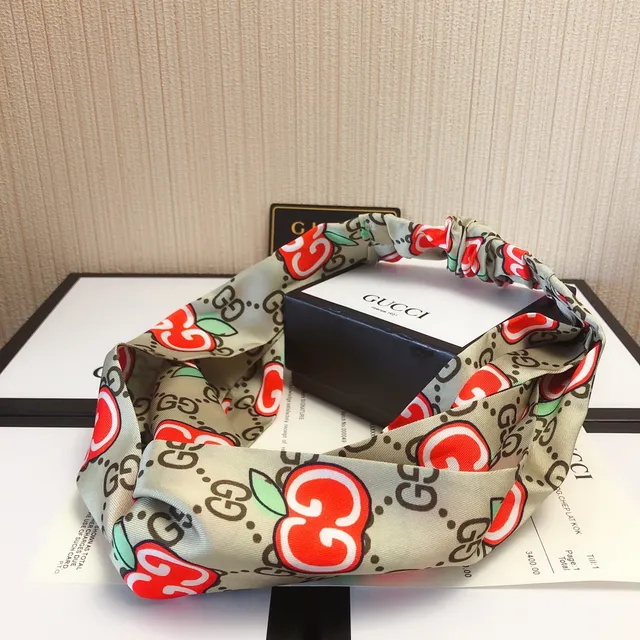 Gucci Apple GG Beige Red Knotted Headband Monogram Print Silk Scarf