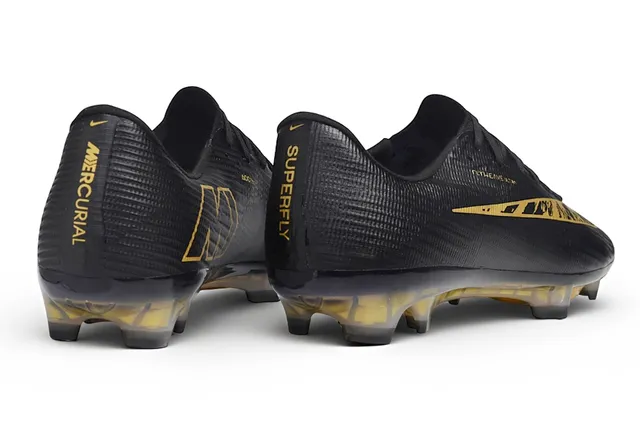 Nike Black Gold Low-Cut Lace-Up Textured Flyweave Upper Firm-Ground Soccer Shoes