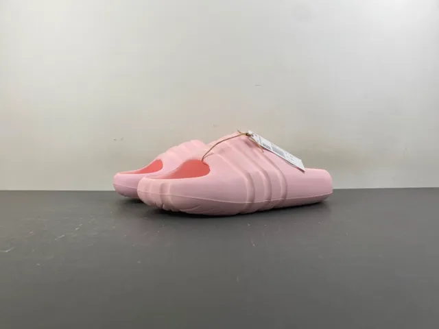 Adidas Yeezy Slide Pink Molded Slipper