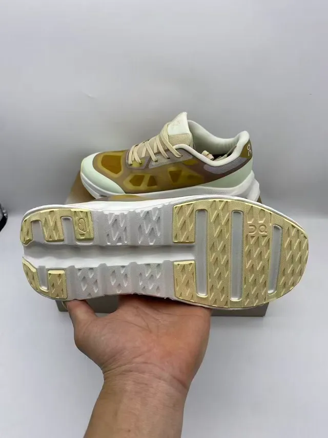 On Beige Gray Sculpted Open-Cell Midsole Mesh And Synthetic Overlay Upper Running Shoes