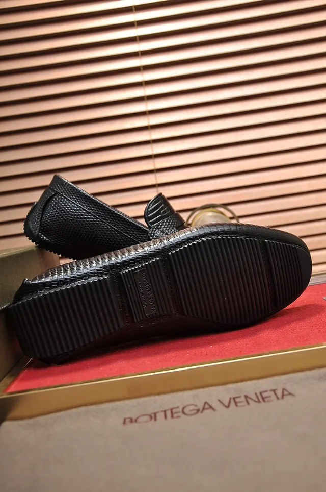 Bottega Veneta Black Reptile-Embossed Leather Penny Strap Loafer