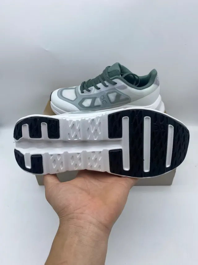 On Beige Gray Sculpted Open-Cell Midsole Mesh And Synthetic Overlay Upper Running Shoes