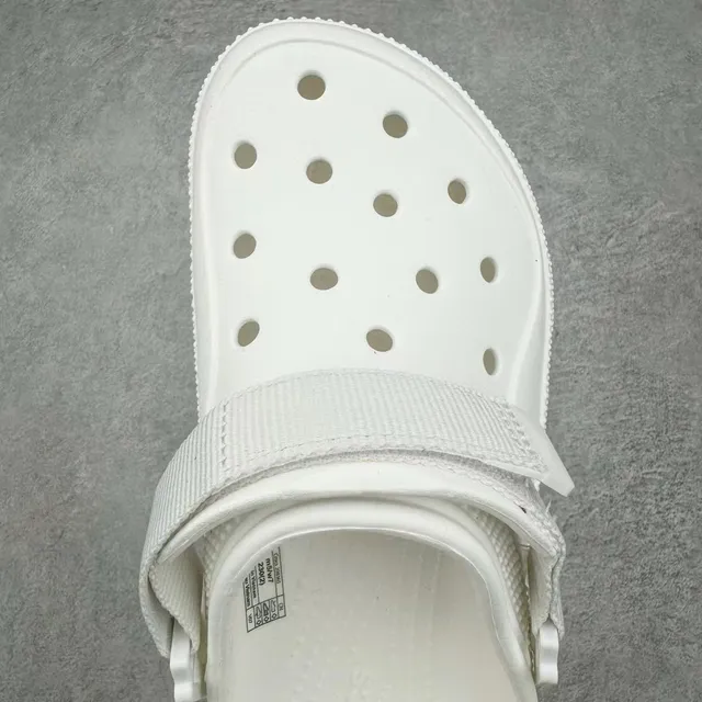 Crocs Echo Clog White Platform Strap Clog