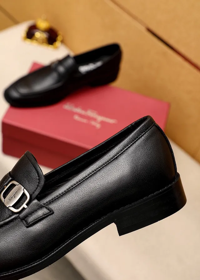 Salvatore Ferragamo Gancini Loafer Black Leather Horsebit Buckle Loafers