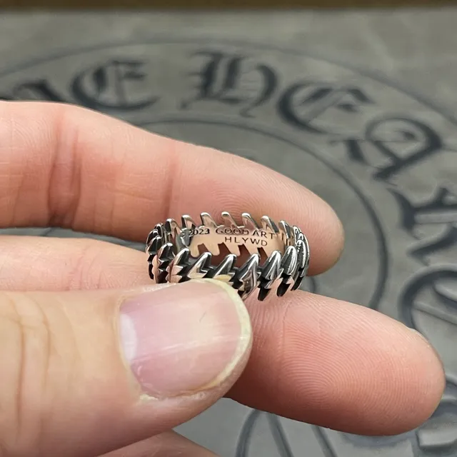 Chrome Hearts Spiked Chain Ring Silver Curb Band High-Polish Metal Ring