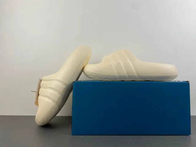 Adidas Yeezy Slide Beige Slippers