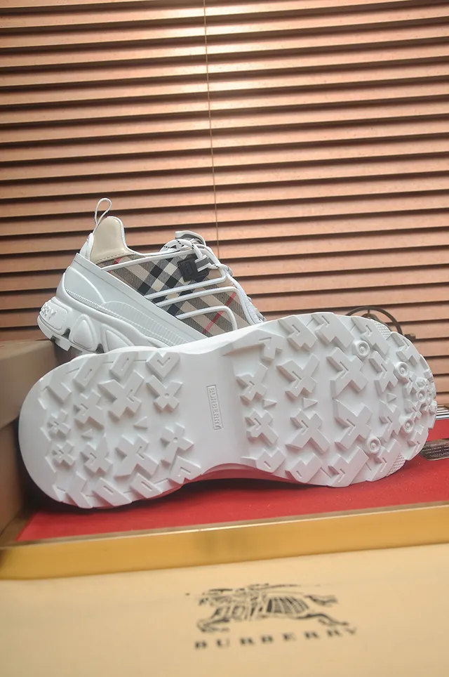 Burberry White Beige Sole Check-Pattern Upper Chunky Sneakers