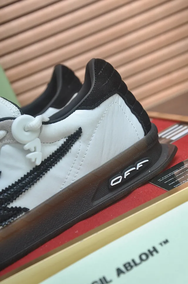 Off-White Gray Low-Top Mixed-Material Upper Lifestyle Sneakers