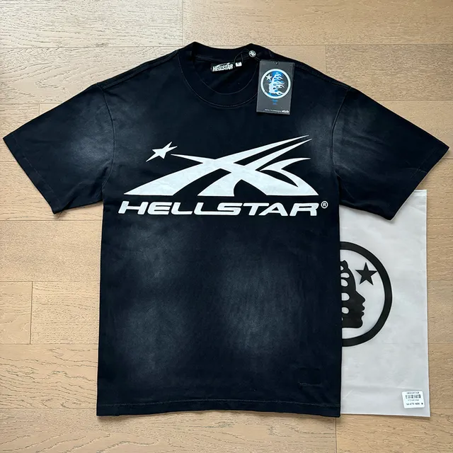 Hellstar Graphic-Print Crewneck T-Shirt and Drawstring Shorts Casual Set