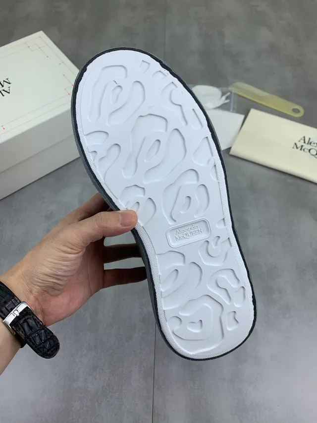 Alexander McQueen Oversized Sneaker Gray Suede Lifestyle Sneakers