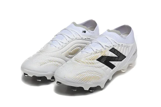 New Balance White Black Low-Cut Knit Upper Asymmetric Lacing System Firm-Ground Soccer Shoes