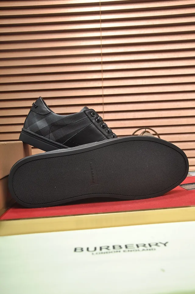 Burberry Black Gray Leather-and-Check-Panel Construction Low-Top Lace-Up Lifestyle Sneakers