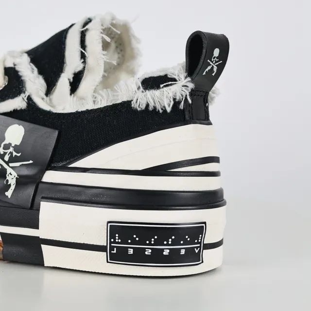 Converse Black White Frayed Raw-Edge Canvas Layered Midsole Lifestyle Sneakers