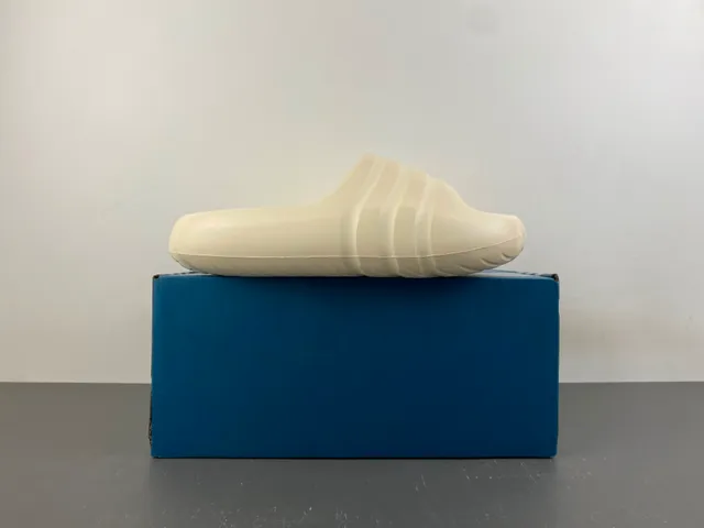 Adidas Yeezy Slide Beige Slippers