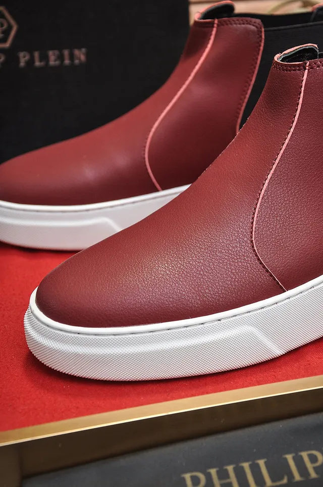 Burgundy Black Leather Upper Elastic Side Gussets Chelsea Boots
