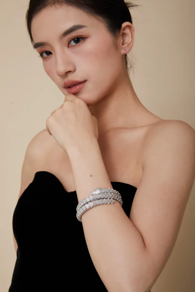 Bvlgari Serpenti Triple-Coil Pavé Diamond and Emerald Bracelet