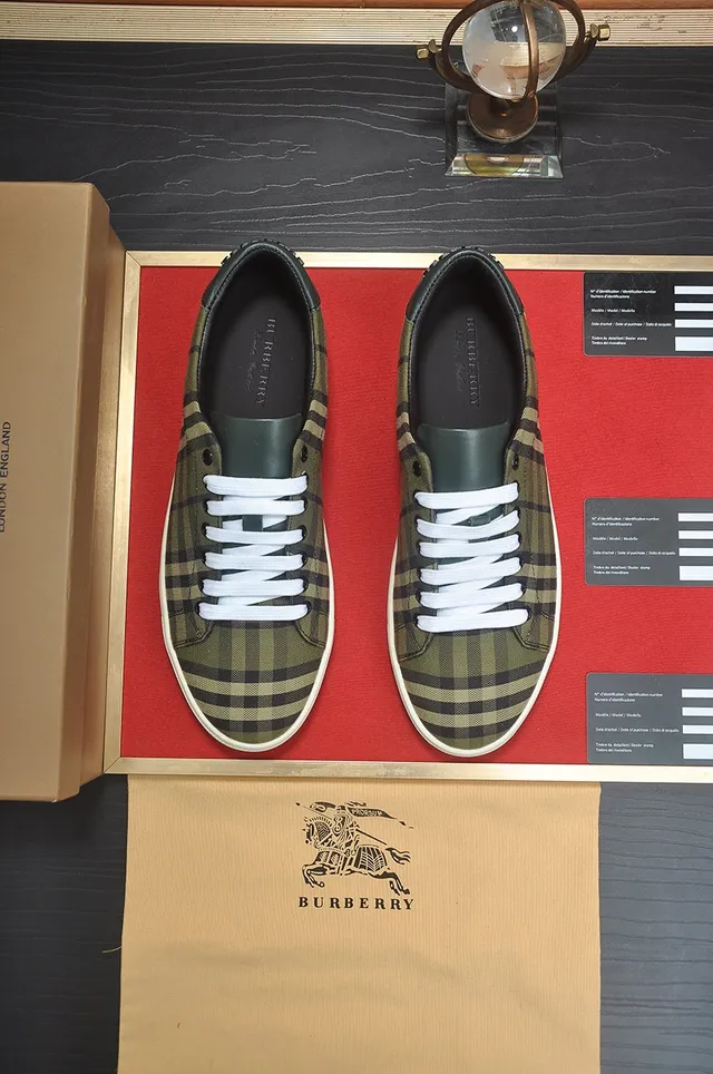 Burberry House Check Plaid Canvas Low-Top Lifestyle Sneakers