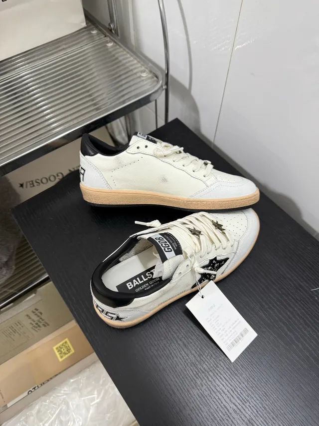Golden Goose Ball Star Off-White Leather Lifestyle Sneakers