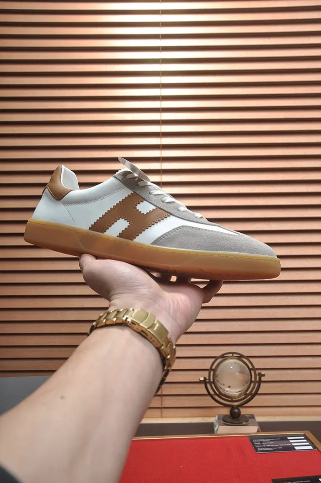 Hogan White Brown Mixed-Material Upper Gum Sole Lifestyle Sneakers